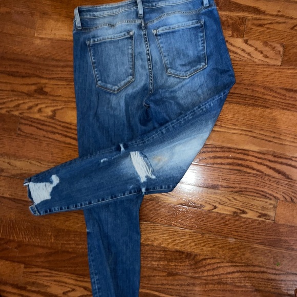 Buckle Flying Monkey Women’s Jeans - Picture 4 of 5